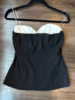 APRICOT LANE | NWT Peek a boo Tube top bustier SZ M